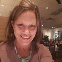 Lorie Mullins's Instagram, Twitter & Facebook