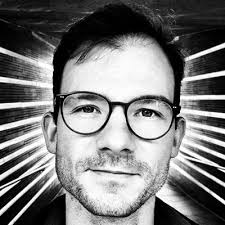 Kevin Zahn (@kevinthzahn)