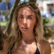 Selling Sunset's New Star Nicole Young Dated Jason Oppenheim