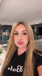 Pomponette Helena Collier