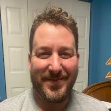 Jeremy Chupp's Instagram, Twitter & Facebook