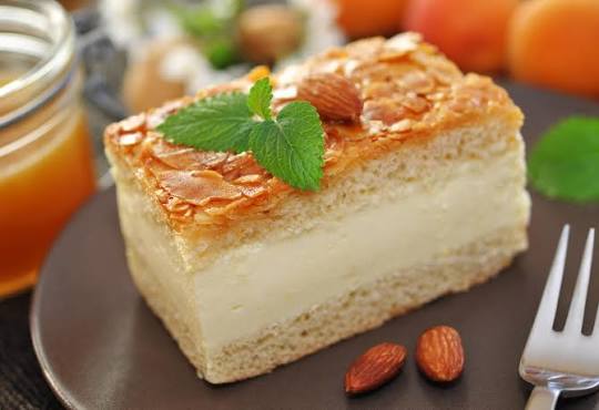 Bee Sting Cake