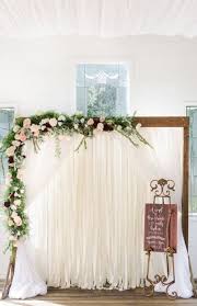 Fine 36 Ideas For Wedding Barn Entrance The Bride Barn Bride Entrance Ide Diy Wedding Backdrop Wedding Centerpieces Rustic Wedding Flowers Centerpieces