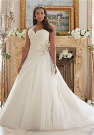 Then determine the fabrics and embellishments that you love to don't worry about the size : Wedding Dress Styles For Big Bust Off 79 Buy