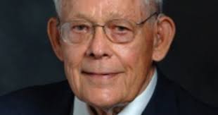 Veteran lawyer Evans dead at 92