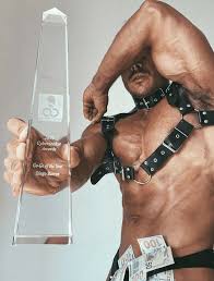 Exclusive Interview: Social Media Sovereign Diego Barros Talks Fame, Fans,  Moving to the US, and 10+ Inches of Talent - Fleshbot