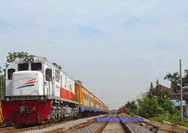 Tiket kereta api bandung solo 2019. Rute Jadwal Dan Harga Tiket Ka Kahuripan Blitar Bandung 2021 Aneka Harga