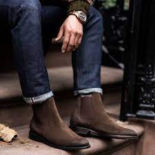 However, against all good logic and reason, the siren song of the buttery soft nap of suede boots continues to lure in men season after season, with no signs of abating soon. Cavalier Dark Brown Suede Chelsea Boots Men Outfit Chelsea Boots Men Brown Chelsea Boots