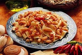 Questa piccola regione italiana (è la seconda, per dimensioni ridotte, dopo la valle d'aosta) ha dato vita a uno dei formati di pasta più amati e conosciuti in tutto lo stivale, tanto è vero che tra i piatti tipici del molise. Curiosita E Tradizioni Sul Molise Nanopress Viaggi