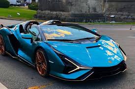 Like the aventador s, which it shares its platform and engine, the sian roadster's interior design is jet. Lamborghini Sian Roadster Build Slots