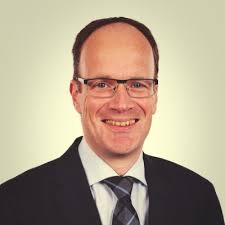 Laatste kans! Aanmelden voor het symposium 'Onafhankelijkheid onder druk'  op dinsdagmiddag 17 december, over de kwetsbare positie van de burgemeester  als hoeder van de democratische rechtsstaat, kan…