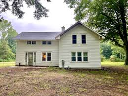 Beautiful airbnb cabin full tour romantic cabin getaway. Kingfisher Cove Condominium Development Real Estate Condos For Sale In Kingfisher Cove Condominium Development Saugatuck Mi Re Max