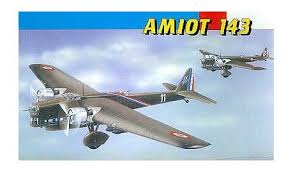 Epingle Sur Plastic Airplane Models Maquette D Avions
