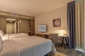 I had an excellent one night stay at this hilton garden inn. Hilton Garden Inn West Palm Beach I95 Outlets Palm Beach Price Address Reviews
