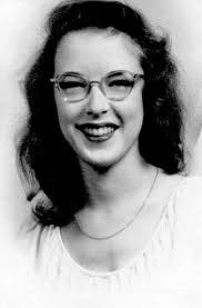 Dolores Wright (Lori)