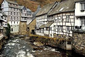 Jahrhundert eines der führenden industriezentren europas. Mal Kurz Raus Die Schonsten Ausflugsziele Nrw Stadtpfade