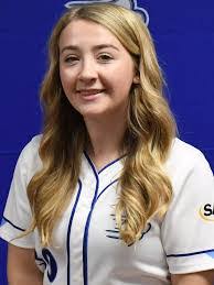 Sydney Hodges's Instagram, Twitter & Facebook