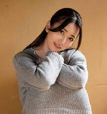 Manami Oura - Shirokute Yawarakai Mono Hardcover Photobook Japan Actress 80  Page | eBay