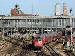 → when is the next bus to. Hauptbahnhof Munchen Infos Zu Zugen Anfahrt Und Geschaften