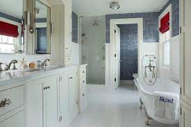 Gorgeous ralph lauren polo bar bathroom peacock blue green and marble subway tile reflection and shine from lighting large mirror and natural fit striped shirt green bathroom with modern and cool design ideas bathroom decor pinterest lauren by ralph lauren grey plaid kitchen towels. Ù‡Ø¯ÙˆØ¡ ÙƒÙ„Ø§Ø³ÙŠÙƒ Ø³Ø§Ù†Ø¯Ø±Ø² Ralph Lauren Bathroom Yupeace Org