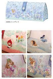 メガネケースディズニープリンセスめがねケース眼鏡ケースめがね入れメガネケースおしゃれかわいいレディースキッズ三角型女の子disneyキャラクターグッズキャラ刺繍眼鏡めがねサングラスクロス付プレゼント女性子供小物雑貨バッグあす楽対応 メガネケース 女性