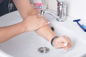 Washing your hair is one of those practices, like brushing your teeth and washing your face, that most of us do automatically. How To Shave With Conditioner 13 Steps With Pictures Wikihow