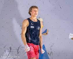 Join jakob schubert in his process of climbing the 9b route 'perfecto mundo' in the spanish see how jakob schubert spent his time during the lockdown in innsbruck before making efficient use of. Alex Megos Und Jakob Schubert Haben Sich Fur Olympia Qualifiziert Kletterszene Com