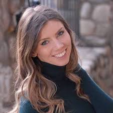 The Psychology of Decision-Making: Insights from Nikki Nicholas