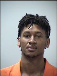 Man accused of killing ex-girlfriend may use insanity defense in court