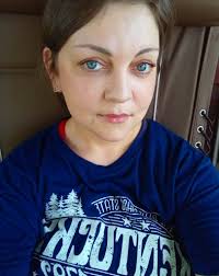 Yuletide Carnage: A Descent Into Madness is excited to reveal that the  talented #BethRoberts is joining our cast! Beth captivated audiences for  years in Debbie Knox's stage production, Palms to Passion. She