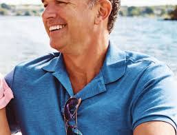 Scott Barefoot's Instagram, Twitter & Facebook