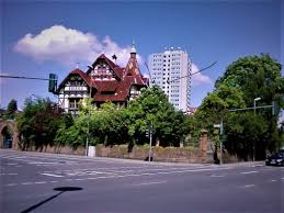 Finde 115 angebote für wohnung zum verkauf in innenstadt, kaiserslautern zu bestpreisen, die günstigsten immobilien zum verkauf ab € 43.000. 2 Zimmer Wohnung Zum Verkauf Mainzer Strasse 25 67657 Kaiserslautern Innenstadt Mapio Net