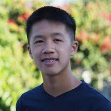 Sean Nguyen's Instagram, Twitter & Facebook