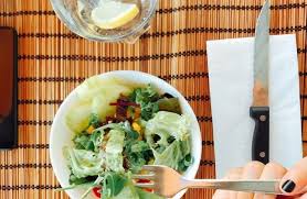 Ceci, fave e fagiolini in un mix gustoso di verdure. Insalata Di Cereali E Legumi 3 Ricette Estive Cose Del Posto