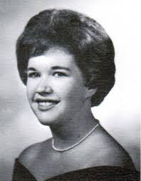 It is with great sadness that we report that classmate Donna Cull Peck has  passed away. She died