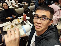 Gathering around the table for our annual dinner at Latest Recipe, Le  Méridien Kuala Lumpur with the AccPro Group