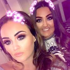 Lia Higgins (@liahigginsx)