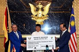 Sarawak could have its lrt project started by 2019 subject to feasibility studies, sarawak chief minister datuk patinggi abang johari tun openg was quoted as saying in the borneo post. Sarawak Allocates Rm30m To Help Students Pay Ptptn Loan Says Cm Malaysia Malay Mail