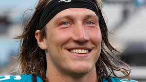 Should We Worry About the Way Trevor Lawrence Scored in Week 9?