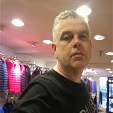 I did something I have been putting off for a while. I got rid of my  smartphone. 📵 For months, I felt like my brain was being pulled in a  thousand directions.