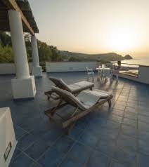 Per la tua vacanza in liguria cerca la migliore offerta e scegli tra le case da privati, appartamenti, b&b, agriturismi o ville in affitto.migliaia di soluzioni per tutte le esigenze, dalle vacanze low cost a quelle di lusso. Case Vacanze In Provincia Di Messina Case E Ville In Affitto Da Privati