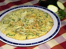 La frittata di zucchine, ricotta e mandorle ha una conservazione, in frigo, di massimo 2 giorni! Frittata Con Ricotta Zucchine E Menta Youtube