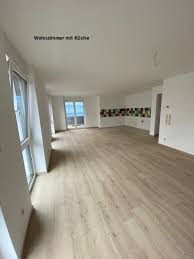 Jetzt wohnung mieten mit 4 bis 4,5 zimmer! 4 Zimmer Wohnung Zu Vermieten Marktstrasse 13 73061 Ebersbach An Der Fils Goppingen Kreis Mapio Net