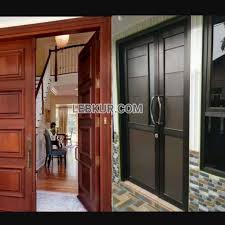 Harga pintu rumah pun beragam tergantung dengan model yang diinginkan dan sesuai dengan model rumah. Perbandingan Harga Kusen Kayu Dan Aluminium Lebkur Com