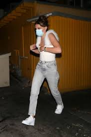 She rose to prominence for her role as eleven in the netflix science fiction drama series очень странные дела (2016), for which she earned. Millie Bobby Brown Out For Dinner In West Hollywood 09 17 2020 Hawtcelebs