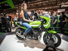 スーパーチャージャー付きツアラーのh2 sx z900rsカフェ登場 eicma2017 カワサキブース速報 最新バイクニュース バイクのことならバイクブロス バイカーの女の子 女性向けバイク 最新 バイク