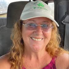 Truly, the tipping point came when Lori found a bunch of text messages,” a  friend of the “Full House” star alleged to Page Six.