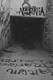 Black And White Graffiti Aesthetic Brain Damage Grunge Photography Graffiti Dark Aesthetic