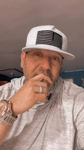 Vera Whitmore's Instagram, Twitter & Facebook