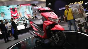 Jadi ketika kita membuka jok dan di bawah jok ada besi yang menampilkan kumpulan nomor dan huruf yang dikombinasikan, maka itulah nomor rangkanya. Adu Hebat Yamaha Freego Dan Honda Vario 125 Pilih Mana Otomotif Liputan6 Com